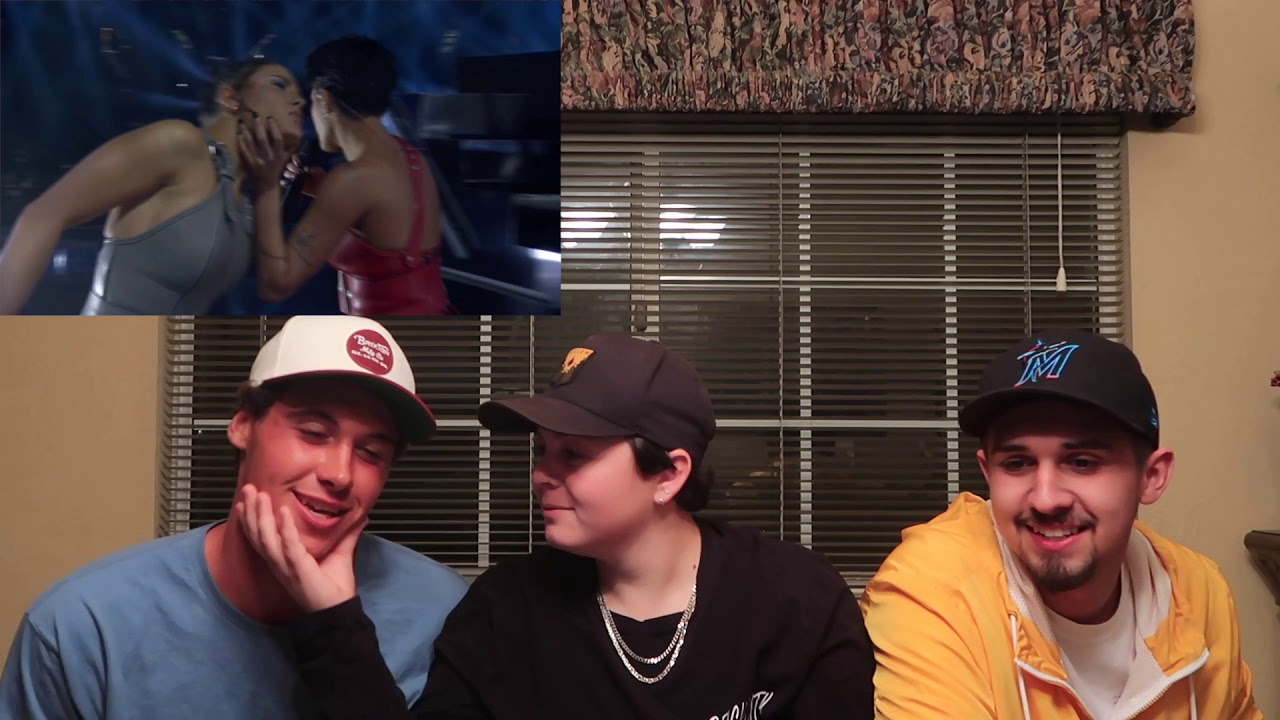 Halsey - Without Me (Live From The Billboard Music Awards) *LIT REACTION*