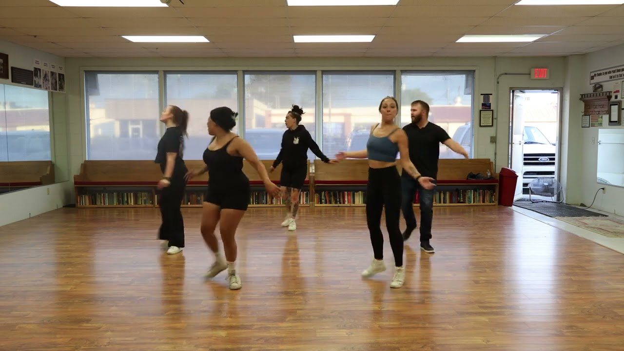 Countdown (5,4,3,2,1) - Line Dance DEMO (IMPROVER)