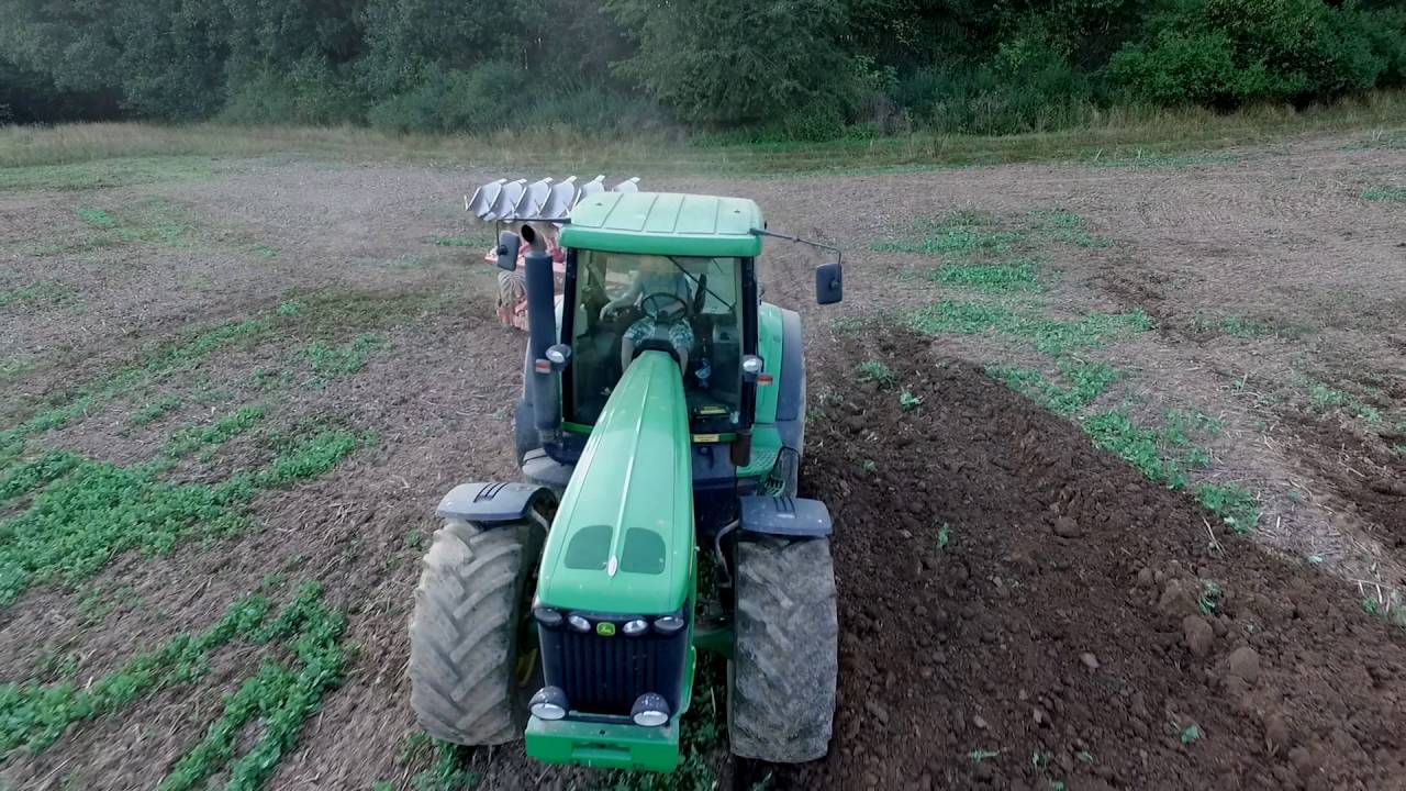 John Deere 8220 plowing