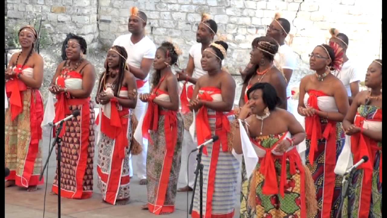 arr. Sophie Damas: Mamé, Mamé - Le chant sur la Lowé-Gabon; Yveline Damas
