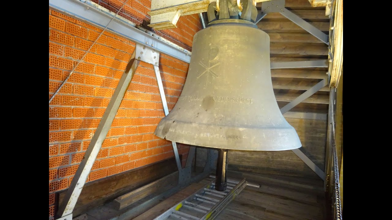 Krumbach die Glocken der Maria Hilf Pfarrkirche
