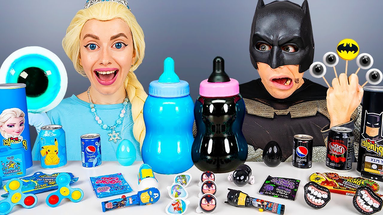 Blue Food vs Black Food Challenge 블루 블랙 푸드 챌린지Elsa Frozen vs Batman Mukbang Compilation by HUBABANG