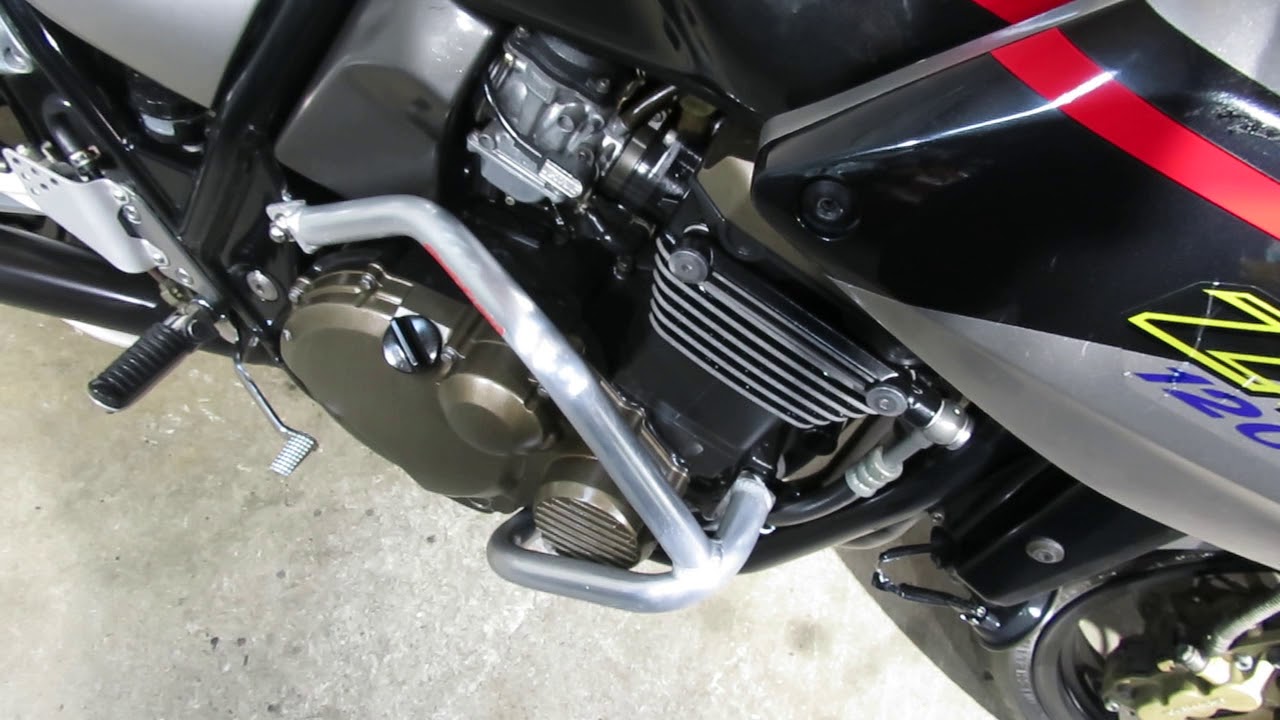 KAWASAKI　ZRX1200S　エンジンガード/グリップヒーター装備