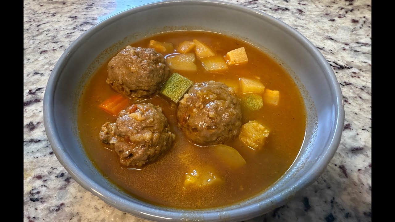 Parte 2 Albondigas Probando con mi mama