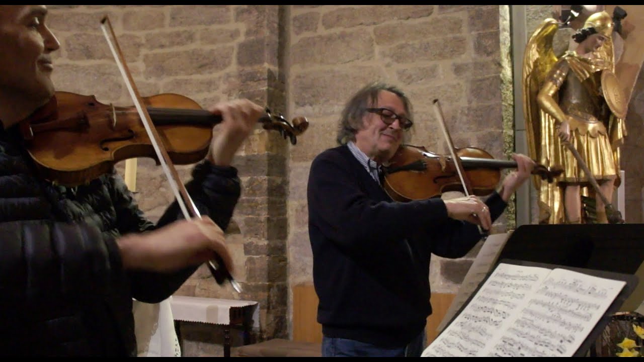 Gérard Caussé viola and Olivier Charlier violin rehearsing Handel Halvorsen Passacaglia