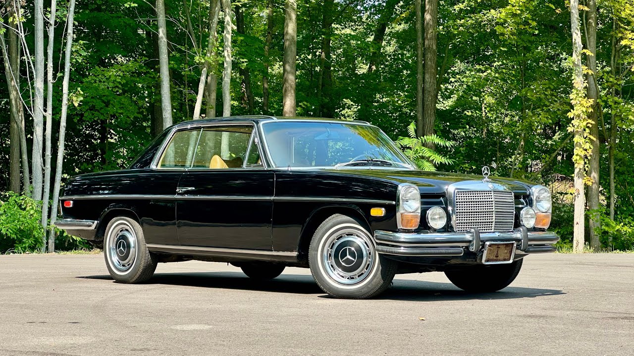 1973 Mercedes Benz 280c AT CHICAGO CAR CLUB
