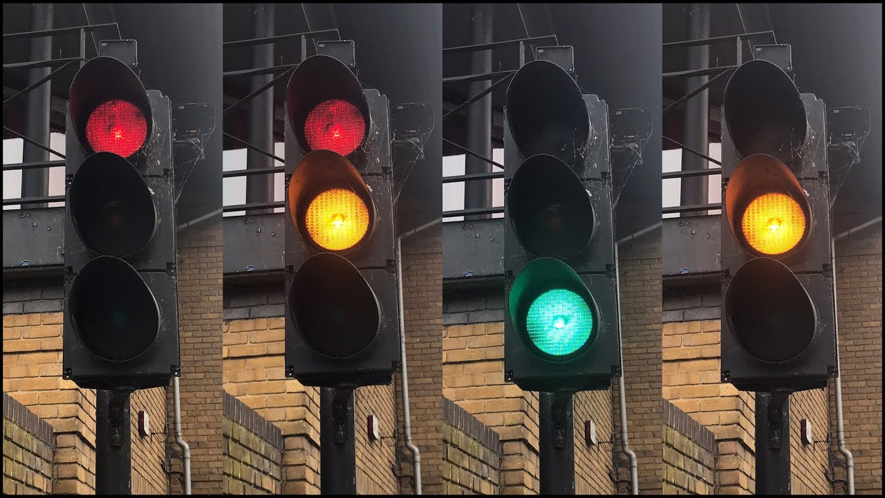 Harefield: Copper Mill Lane, PEEK Elite Traffic Lights