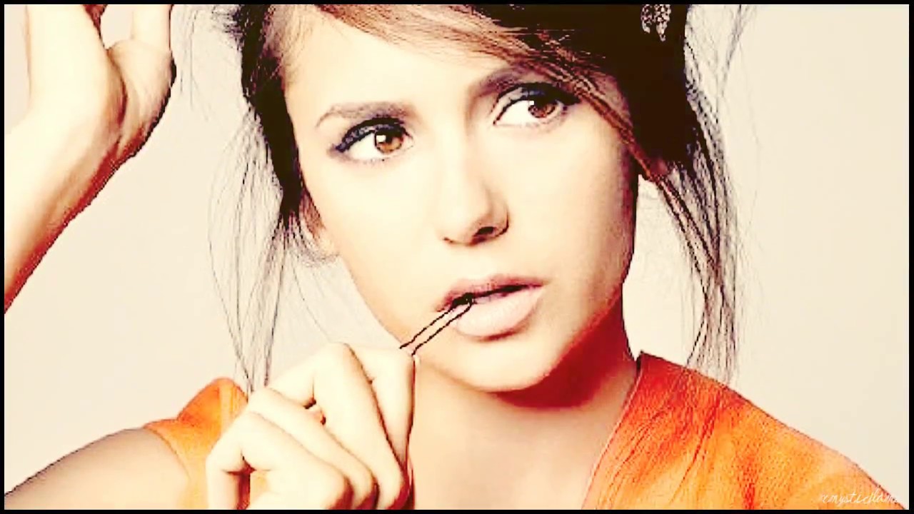 Nina Dobrev || Applause