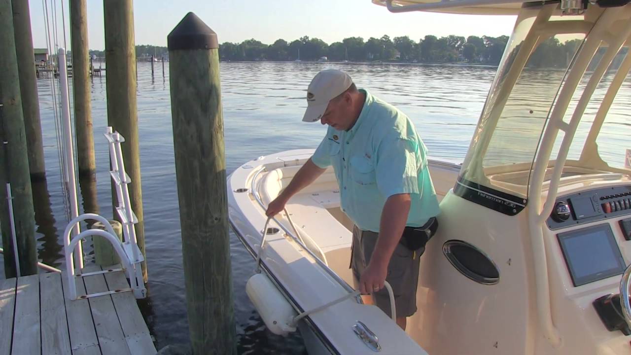 Grady-White How-Tos: Fender Tying