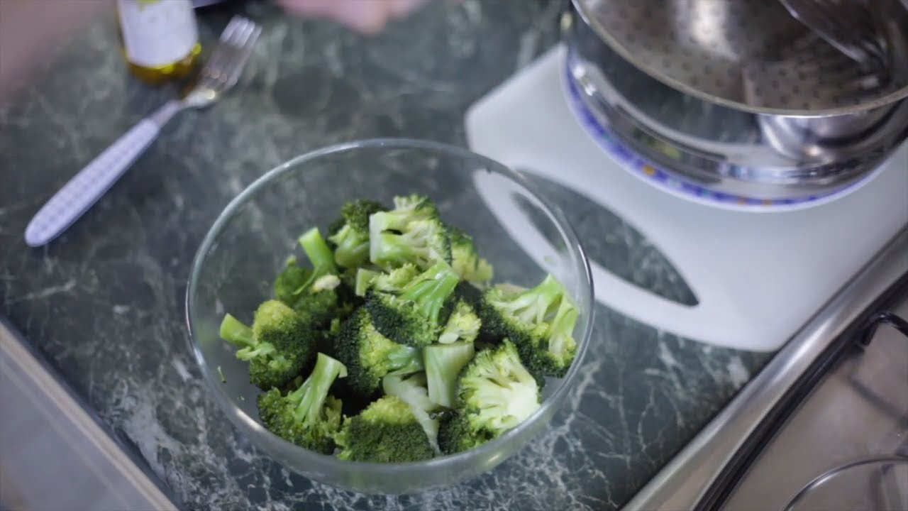 broccoli cotti al vapore