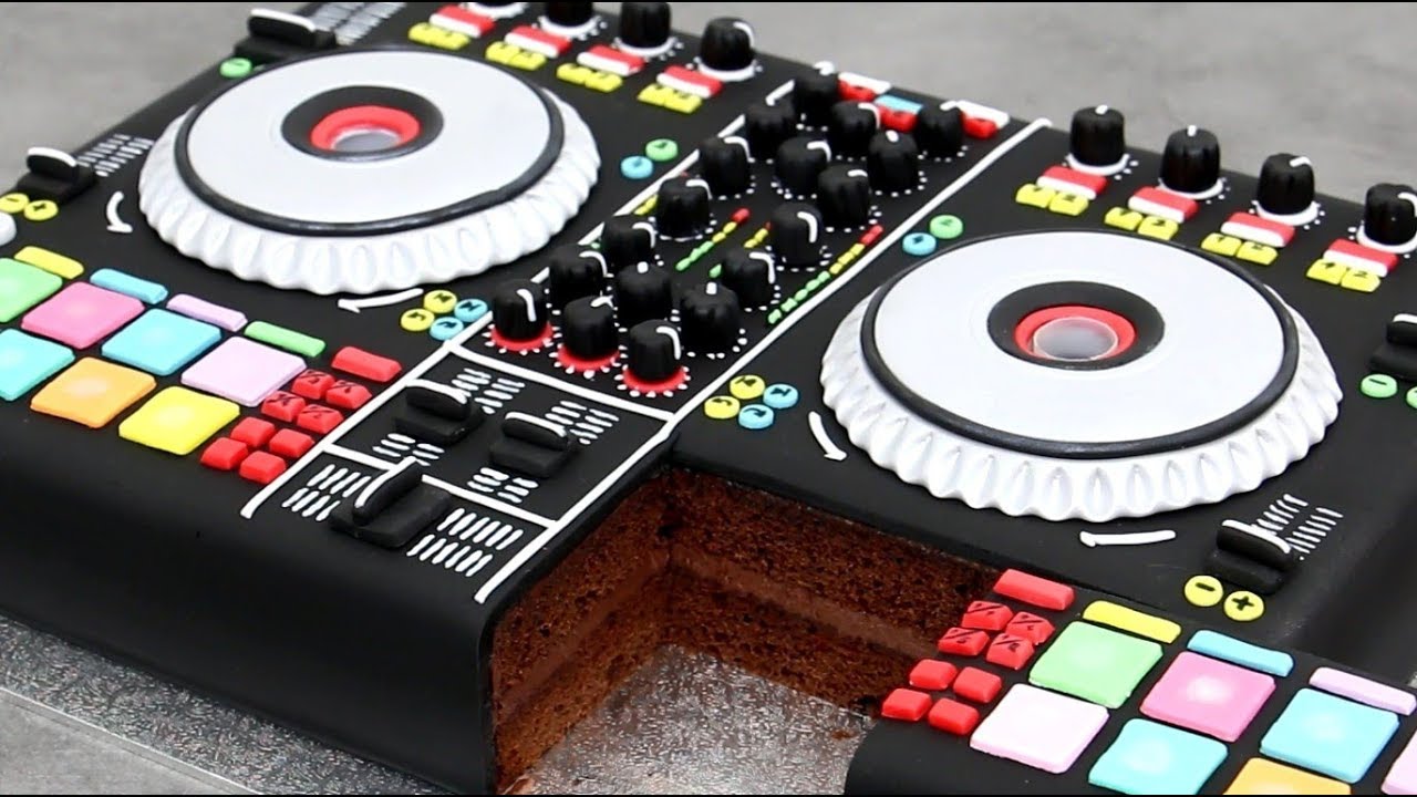 DJ CHOCOLATE Cake | REALISTIC Cake Idea for Party