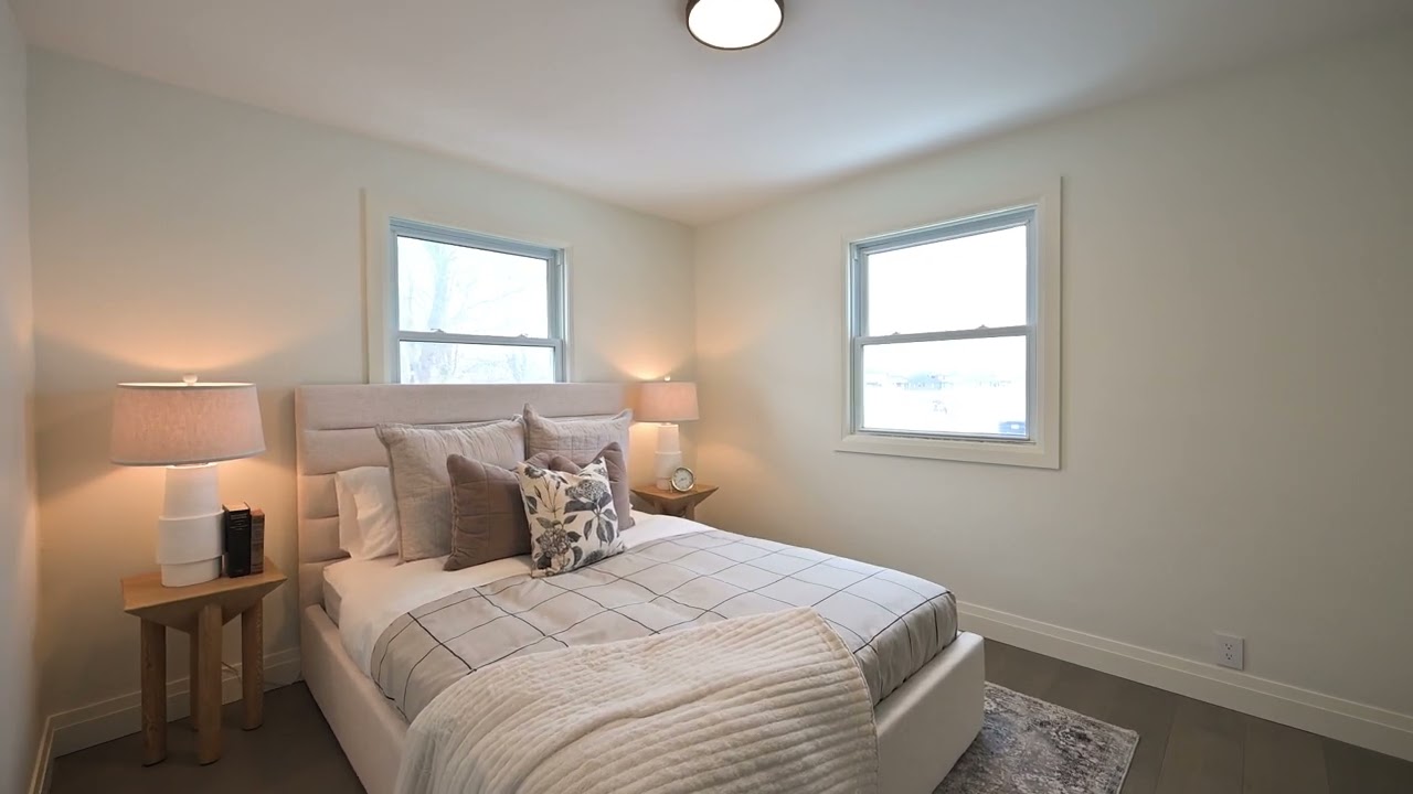 33305 Richmond Street - Lucan Ontario