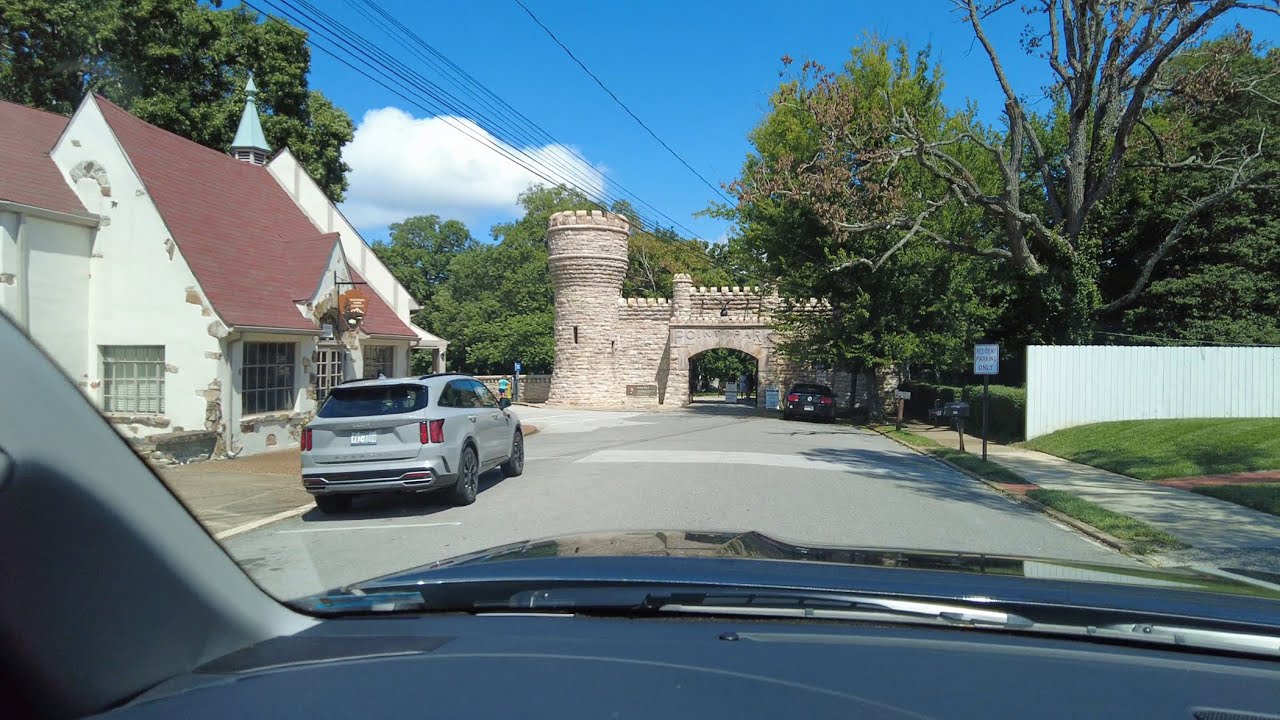 Driving Around Lookout Mountain