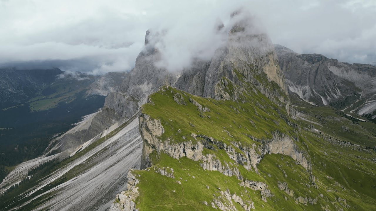 Dolomites, UNESCO World Heritage- Cinematic Drone shooting/ 多羅米提山 義大利 航拍