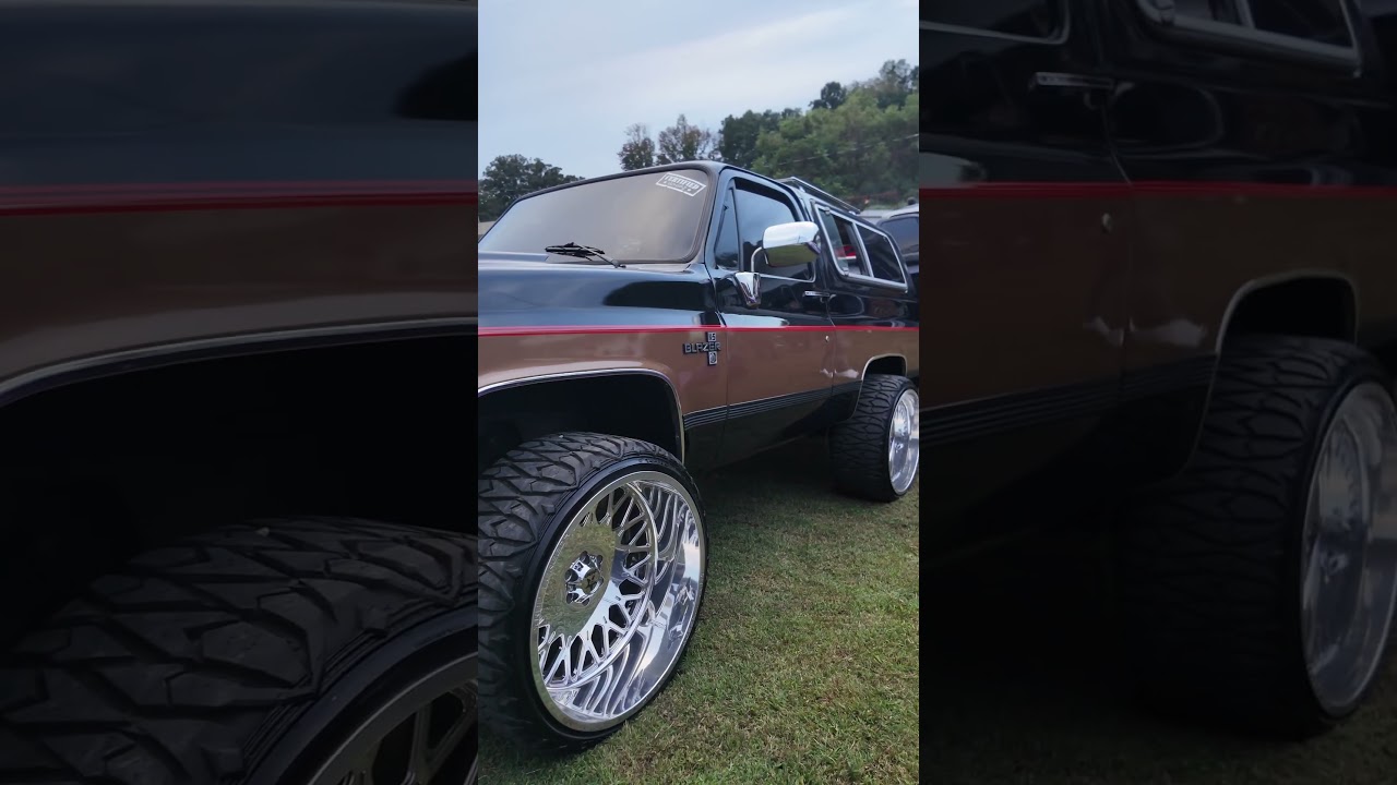 K5 Blazer on 26x14s. Is this the hardest truck of the 80s ?? #semabuild #chevrolet #blazer #classic
