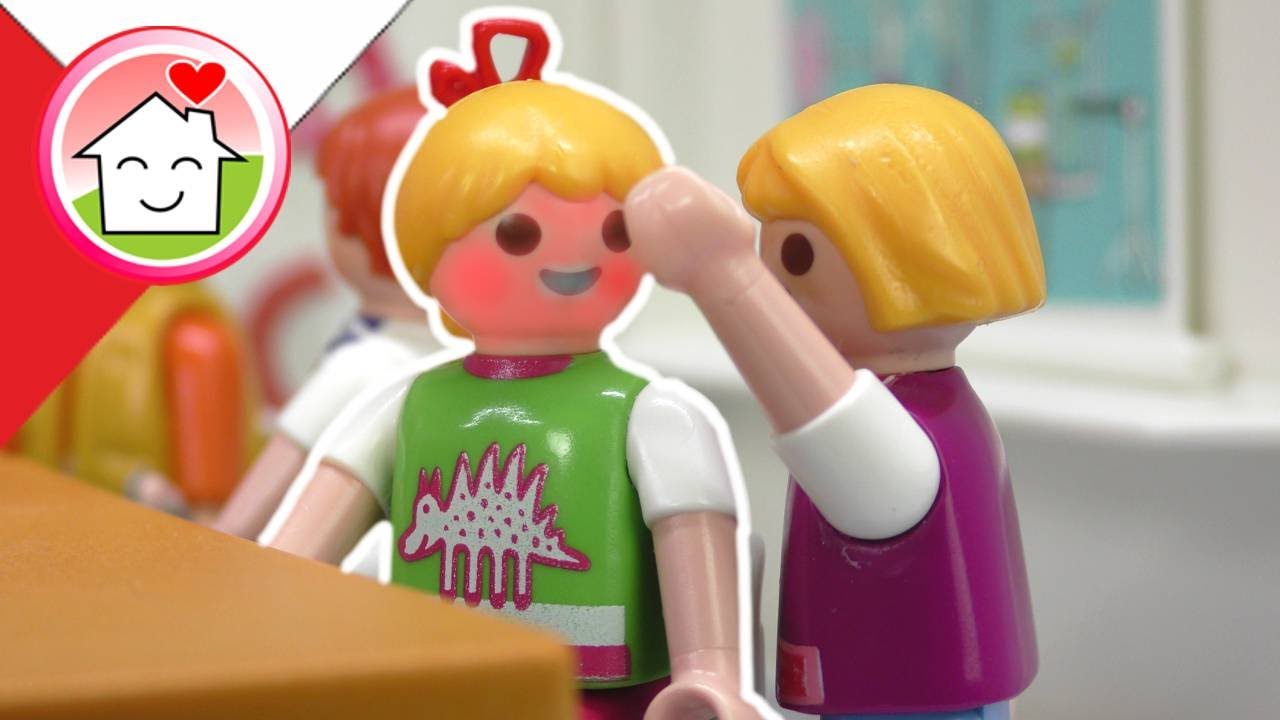 Playmobil po polsku Lenka jest chora - Rodzina Hauserow