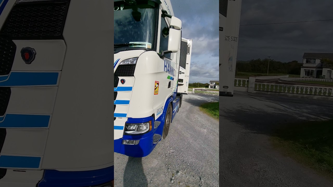 Irlanda și străduțele ei..... cum să conduci camionul pe poduri inguste
