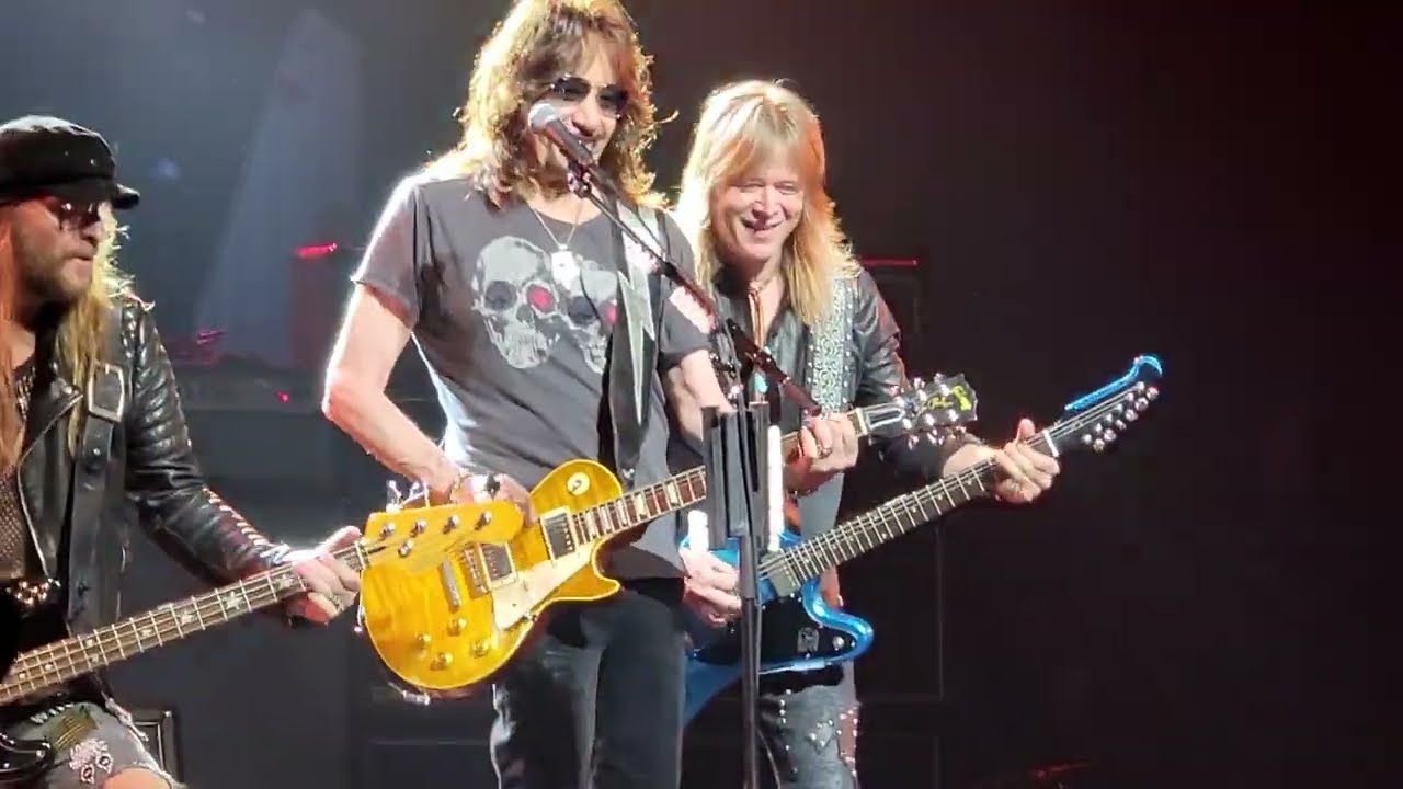 ACE FREHLEY - Parasite (Kiss song) - Live Carteret PAC