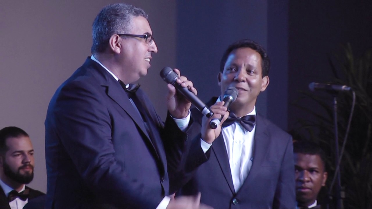 SUAVE VOZ DE DEUS   CÂNTICOS VOCAL