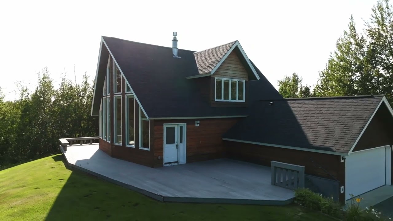 Beautiful House in Palmer with Mountain Views For Sale!
