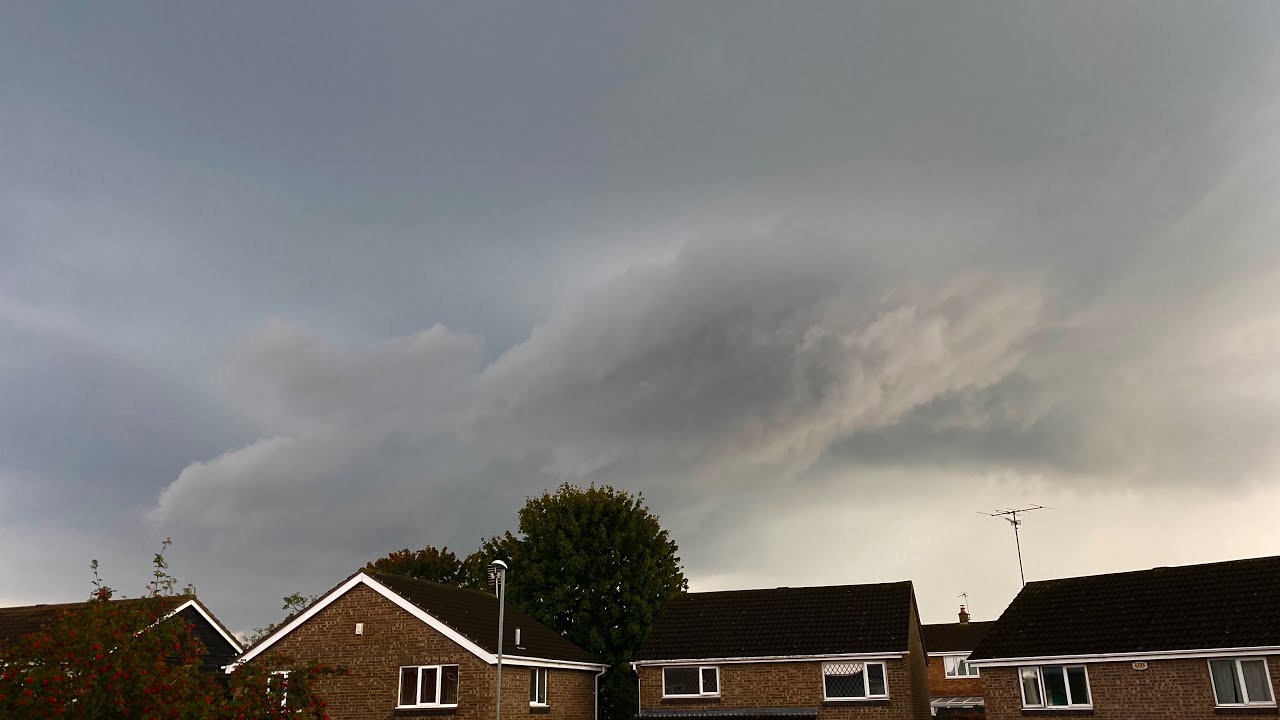 Loud Afternoon Thunderstorm - Northamptonshire, UK - 21 September 2024