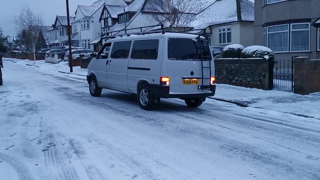 Vw T4 Syncro 4x4 GG At2 test on icy road