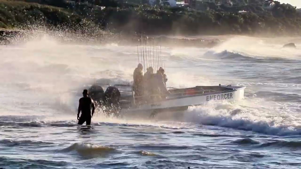 HECTIC Surf Launches \\ World's Most Expensive Bait \\ South Coast Trip
