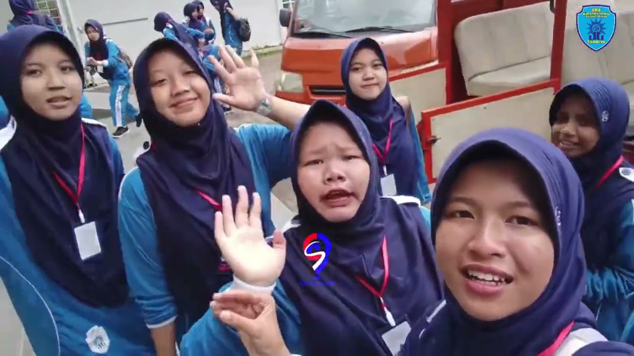 Sma Muhammadiyah 02 Mayong Goes To Semarang,Outing Class Kelas X bersama Sahila Tour 