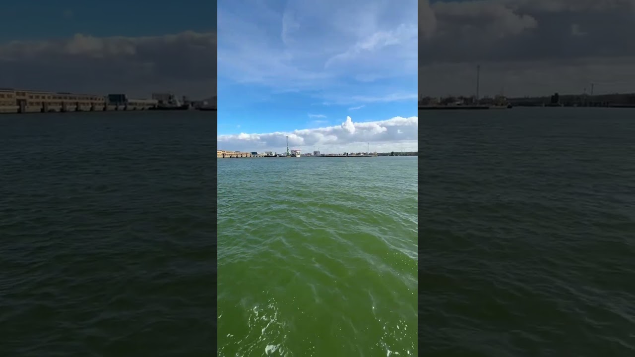 Crossing Ostend by Overzetboot 🚢🇧🇪 | Oosteroever &rarr; Visserskaai | Overzetboot - Eastern Weekend