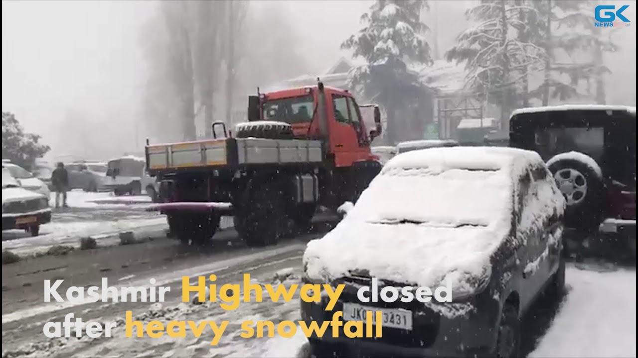 Kashmir Highway closed after heavy snowfall