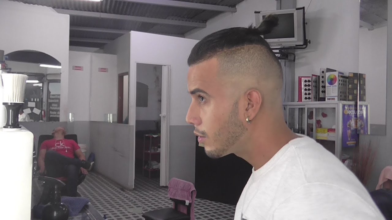 Tutorial peinado hombre   Chongo Samurai   Man Bun Undercut  - Nelson Almeida
