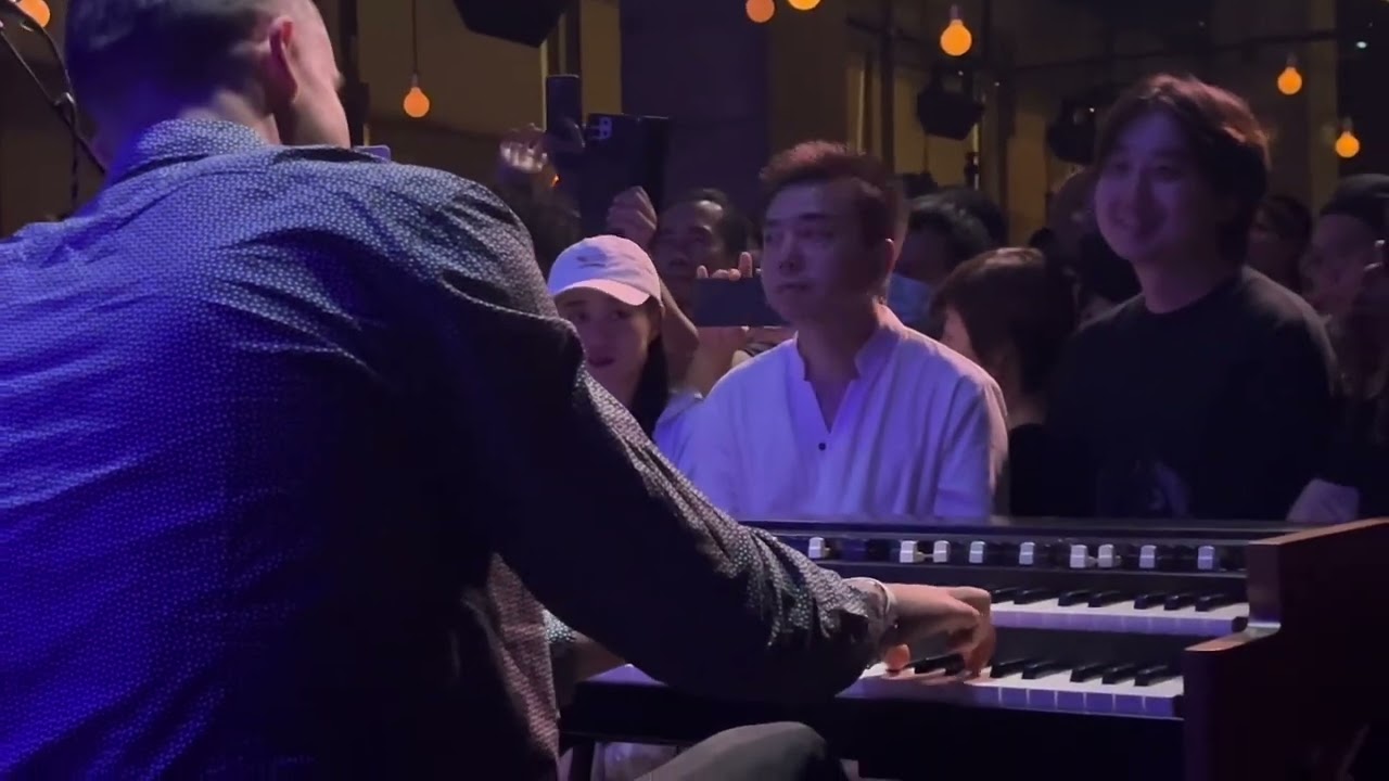 Nathan East • Live in Shenzhen ( Nov 16, 2025 ) 