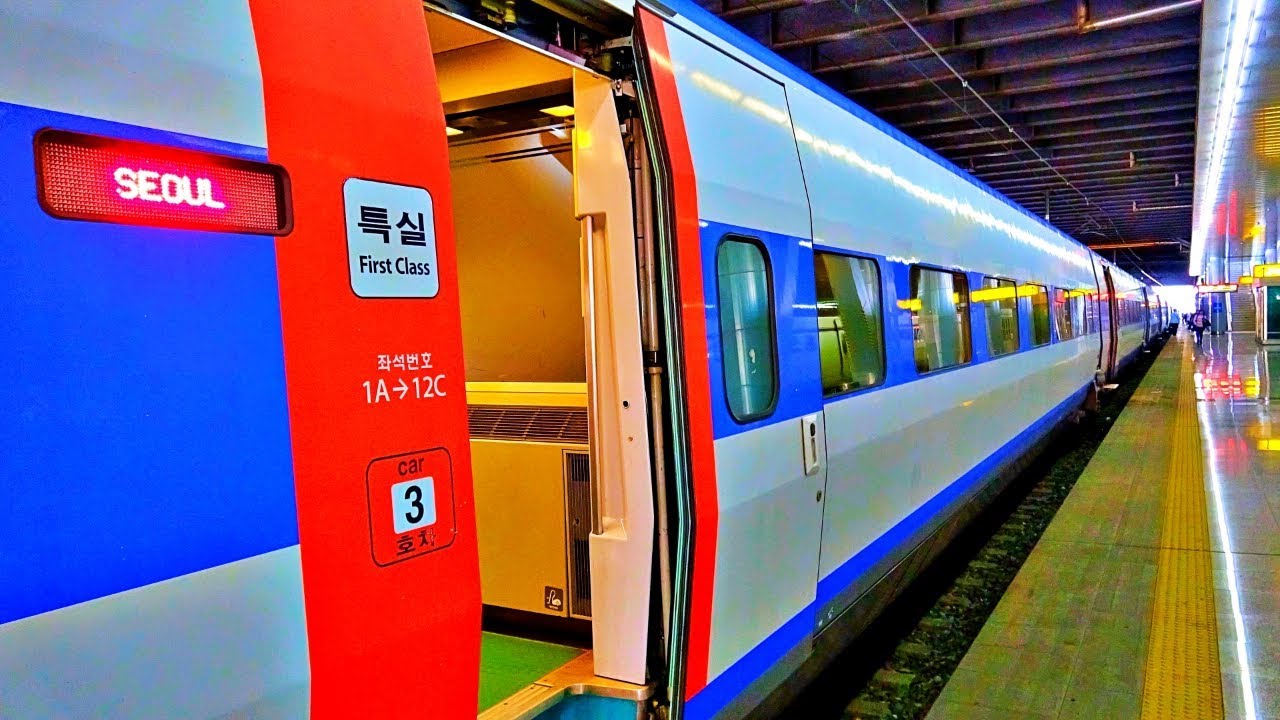 Первый класс высокоскоростного поезда KTX. Южная Корея