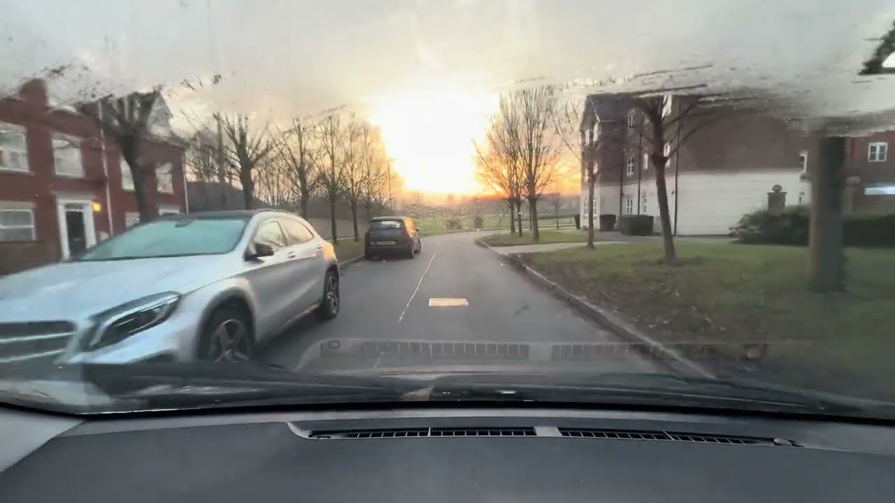 17mins Morning Drive to Sainsbury's Supermarket Engaine Drive Milton Keynes Sunrise