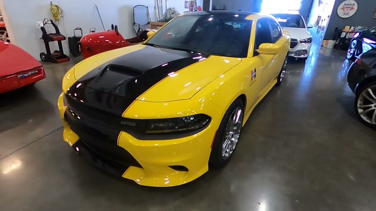 Серийный номер 1 🏆 Dodge Charger 392 Scat Pack в версии Heritage Edition, классические автомобили...