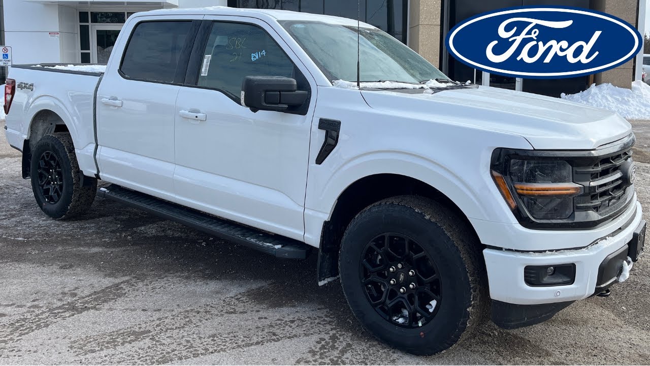 2024 Ford F-150 XLT 302A 3.5L EcoBoost w/ XLT Black Appearance Package in Oxford White Walk-Around