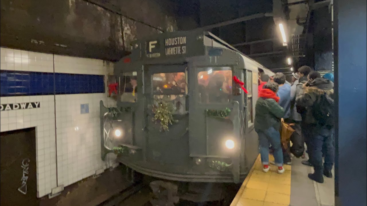 NYCT Subway: (1)(3)(4)(5)(6)(D)(F)(Q)(R) Weekend Train Action (Dec 21, 2025) in NYC