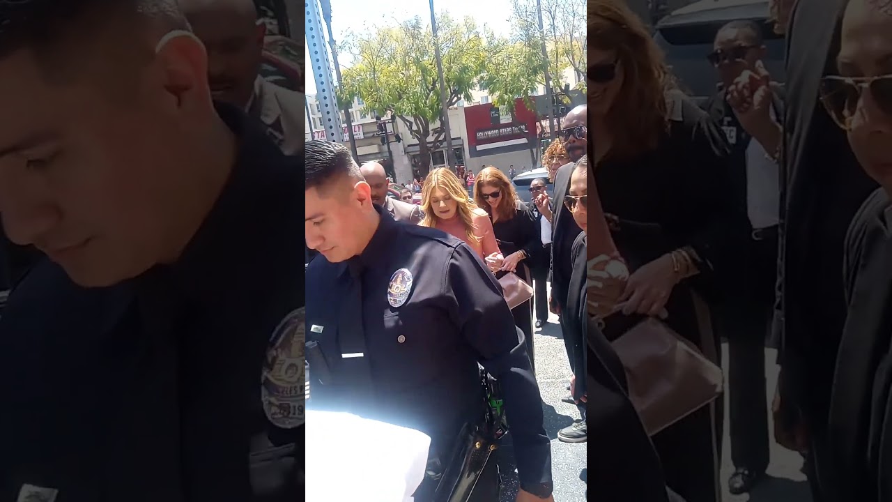 Ellen Pompeo in Hollywood today (Grey's Anatomy)