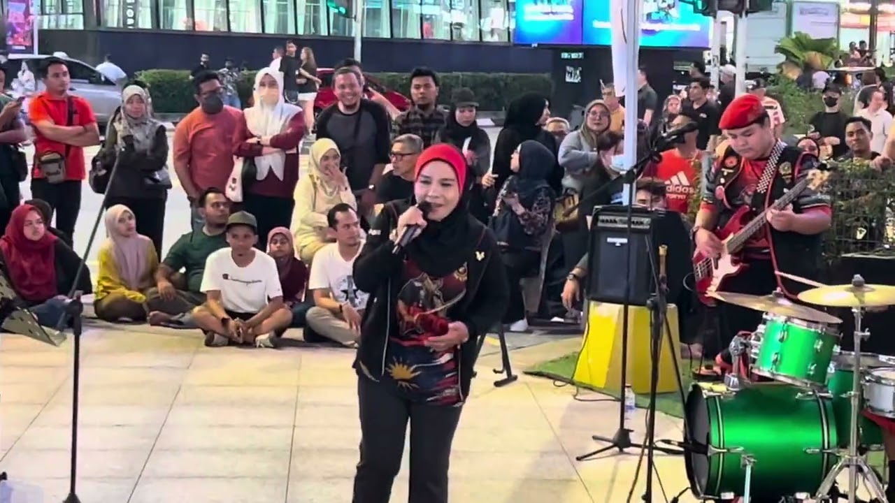 KIPIDAP BAND LIVE AT LOT 10 BUKIT BINTANG KL.#subscribe #alaminrecord #kipidap #dongebab #ranikulup