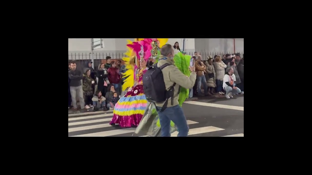 Carnaval desfile 2025 Camara de Lobos Madeira