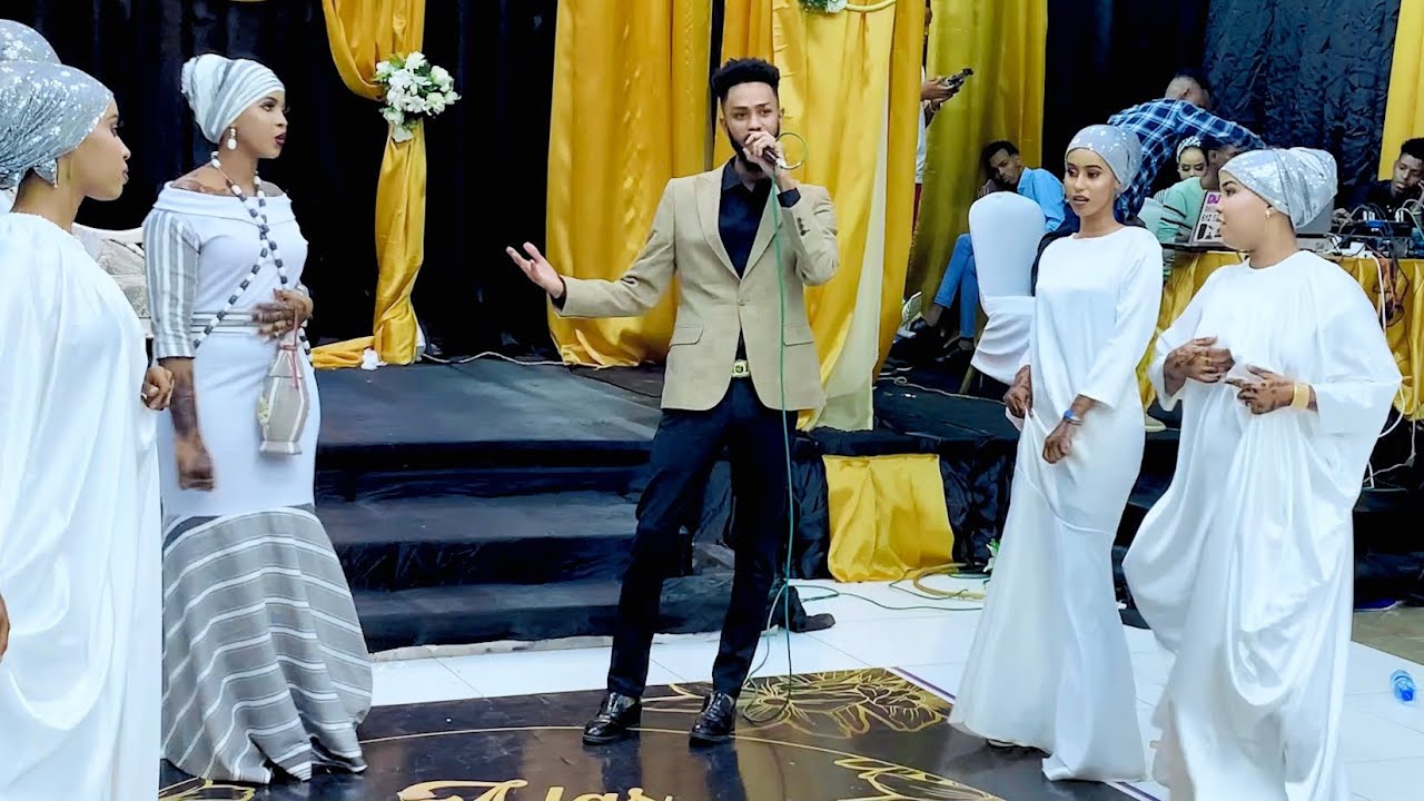 DYAX DALNUURSHE | XIDIGTII QARNIGA| 2022 LIVE ON STAGE