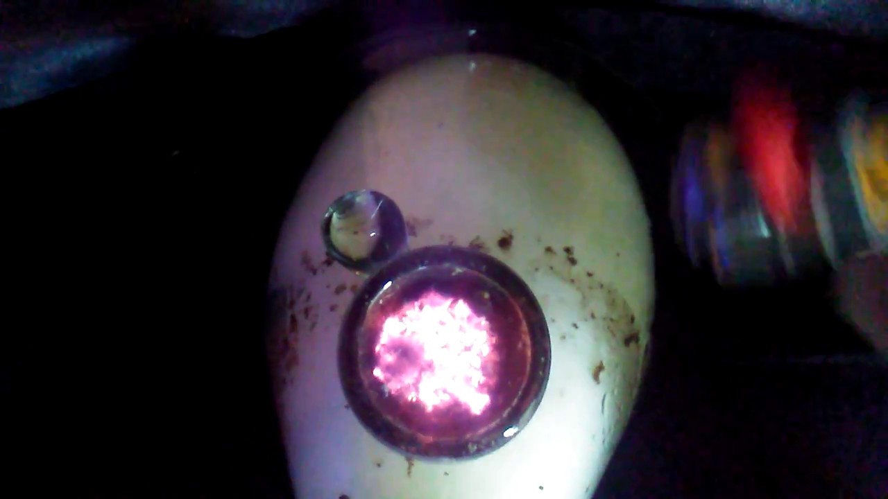Half gram bong bowl one hit snap.