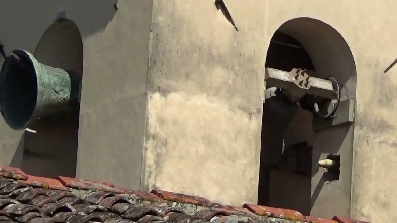 Le campane della Pieve di Santo Stefano in Lamporecchio,  Suonate Festive per la messa delle 11:00.