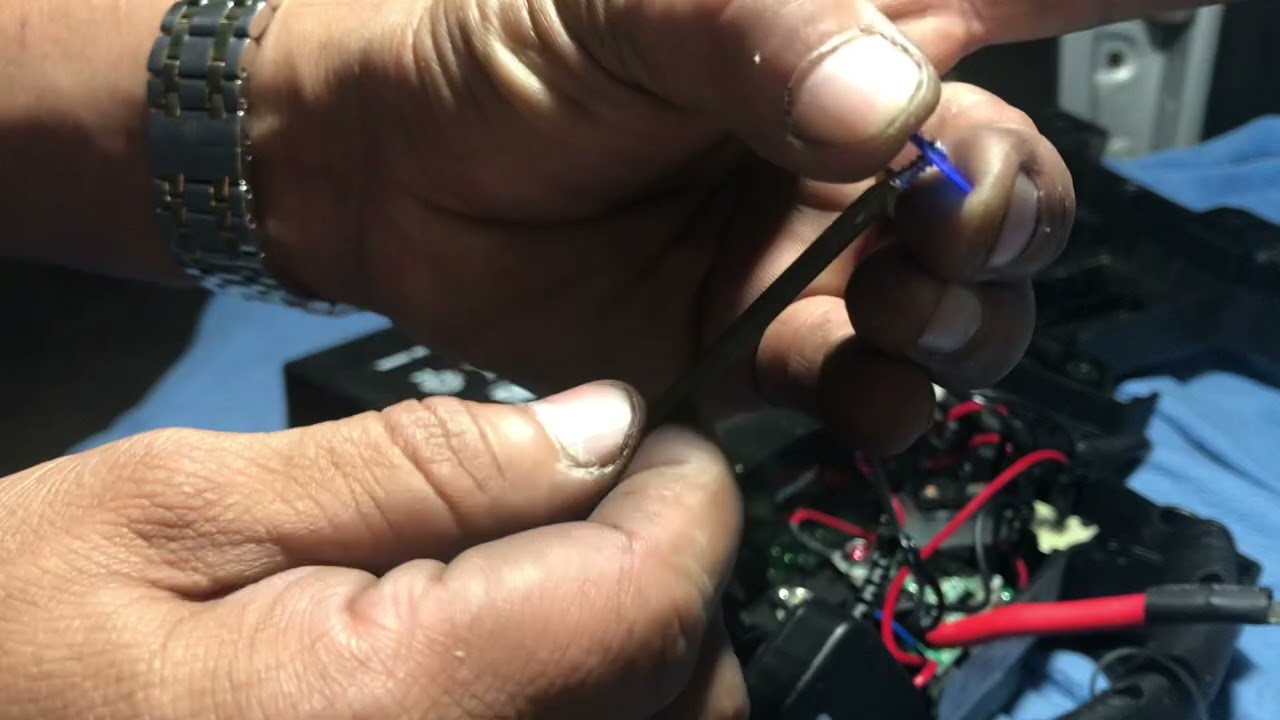 Cómo reparar un arrancador de carros portátil parte2