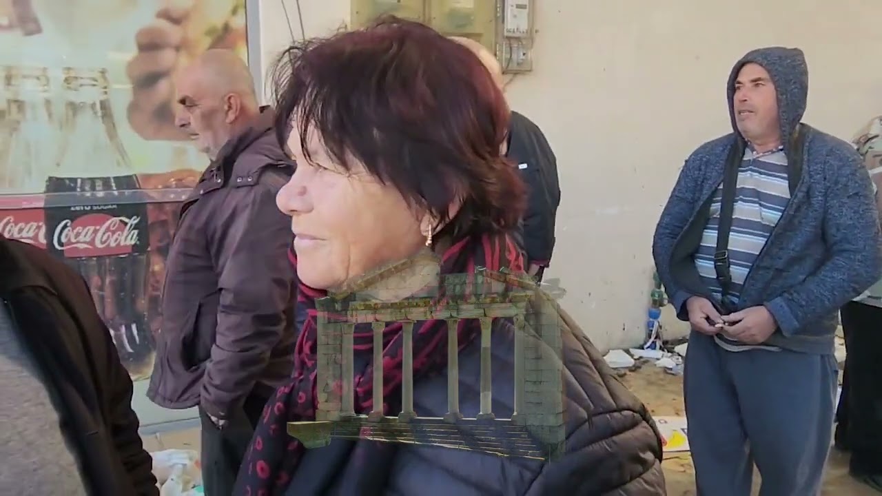 Tregu i fundvitit në Fier: Gjela dhe pula të detit pa blerës