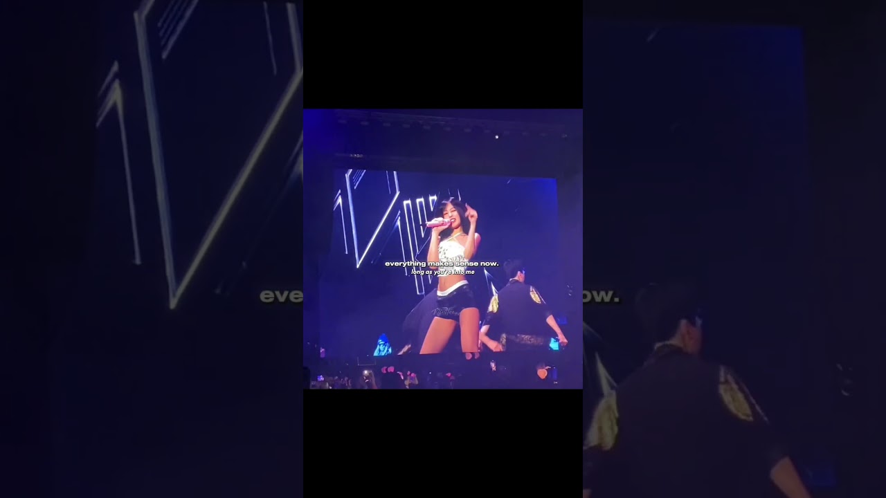 The lyrics and that sign she gave us 🤭#taennie#vnnie#taehyung#jennie#bts#blackpink#fyp#shorts