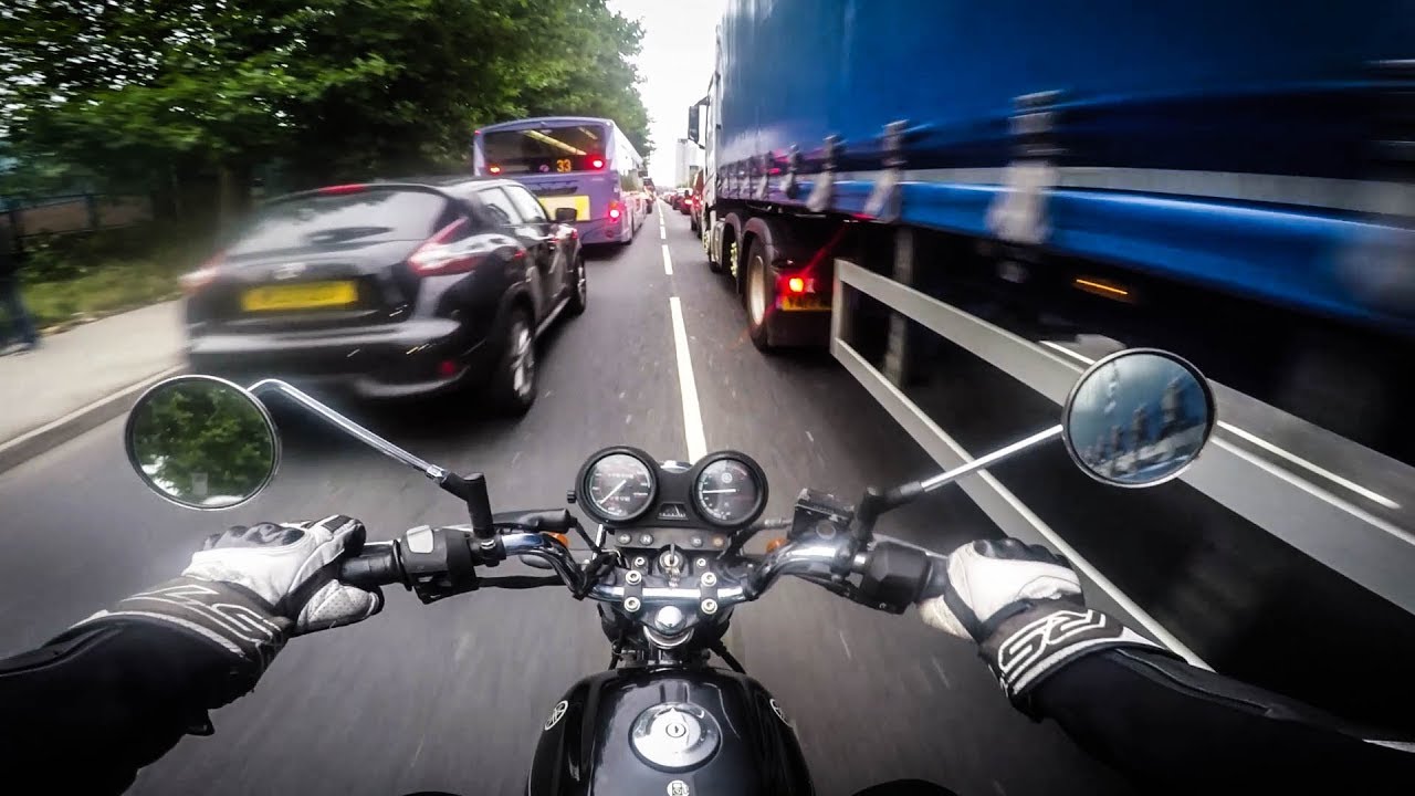 Тест-драйв/обзор Yamaha YBR 125 — лучший городской мотоцикл?!