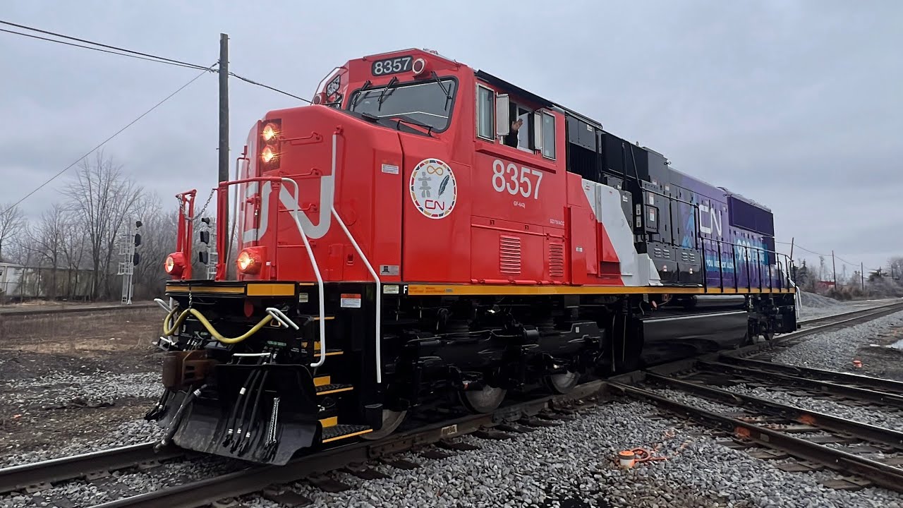 (4K) CN 8357 makes its public debut - Durand, Michigan 12/27/25