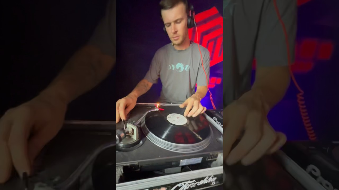 #fani #12inchplanet #vinyl #штольня #штольнясевастополь #севастополь #винил #vinyl #клуб