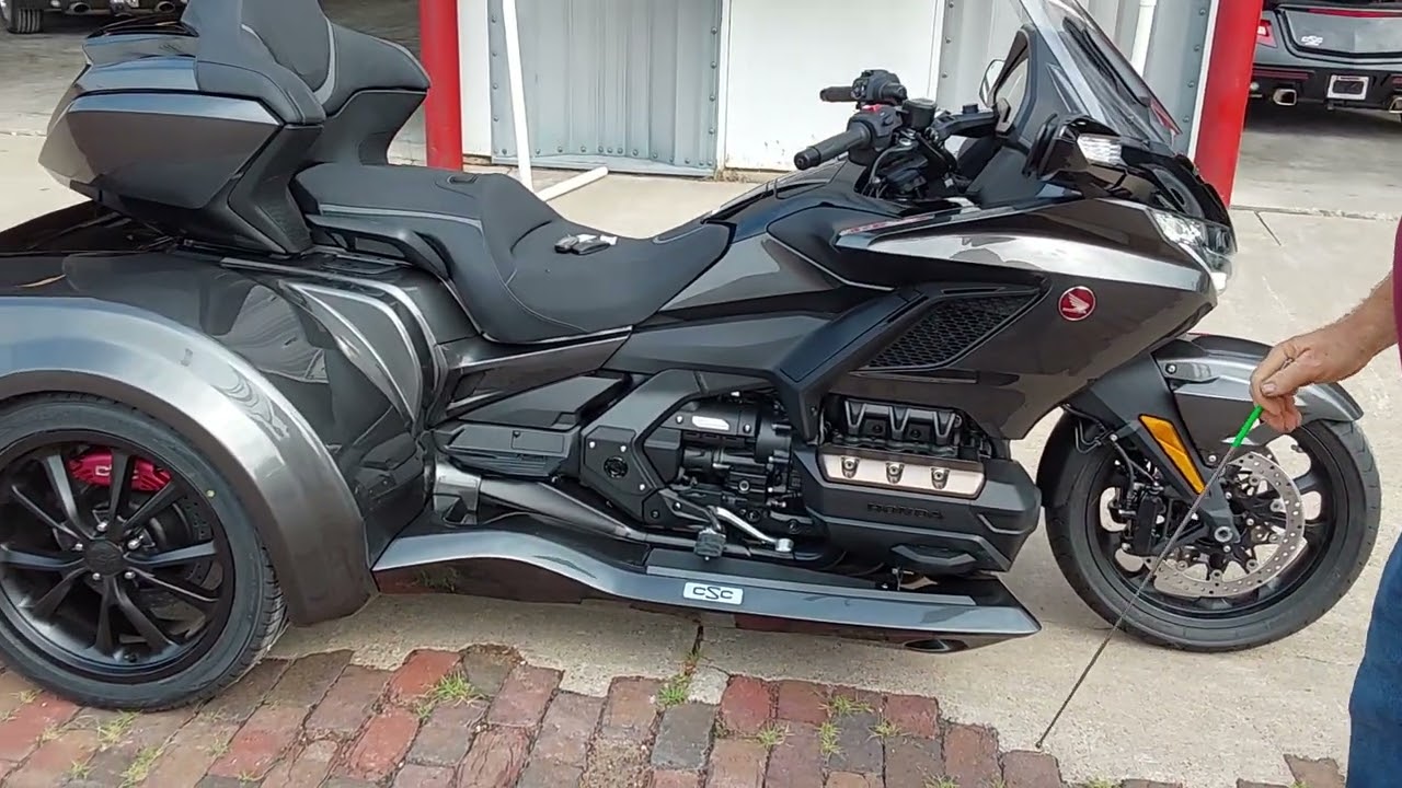 SOLD!!!!!!!!!!!!!!!!           #1918 2024 Honda GL1800 Goldwing Tour DCT CSC Encoure Trike